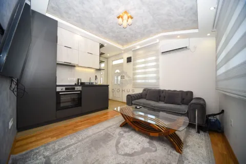 Rent, one bedroom apartment, 30m², Stara Varoš, Podgorica - image 2