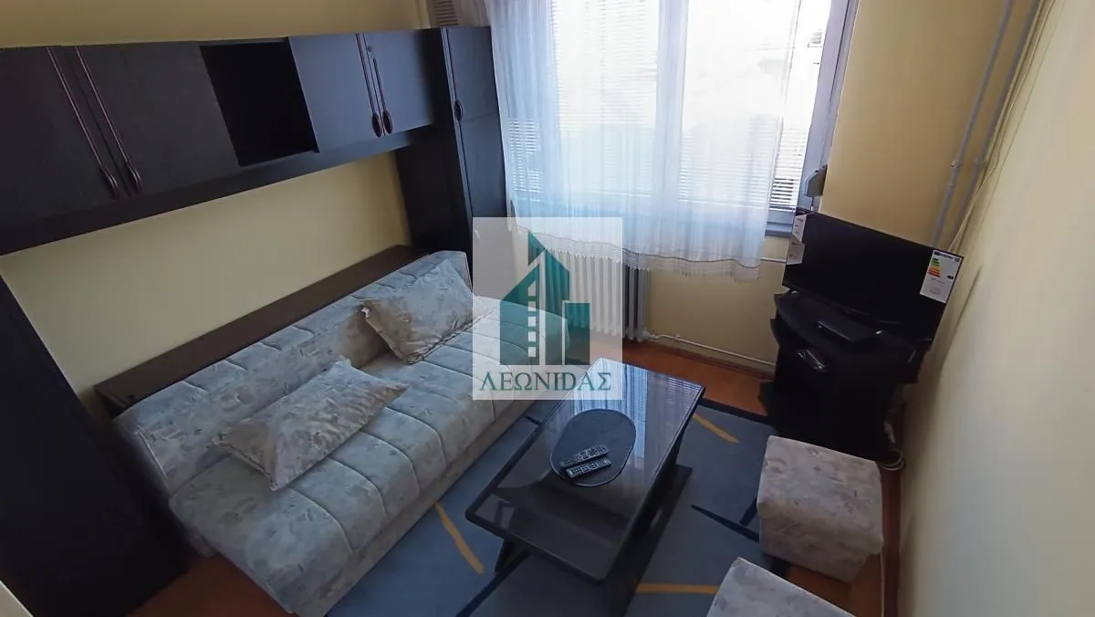 Izdavanje, trosoban stan, 64m², Medijana, Niš