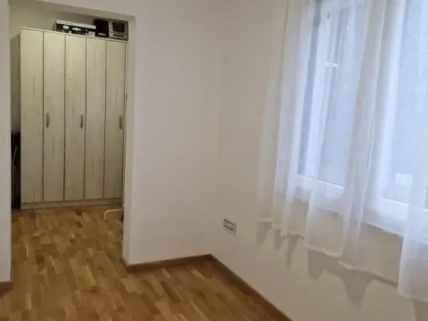 Sale, four bedroom apartment, 98m², Petrovaradin, Novi Sad - image 16