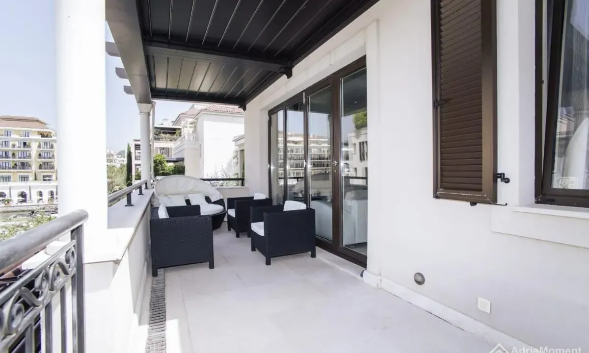 Sale, one bedroom apartment, 62m², Porto Montenegro, Tivat