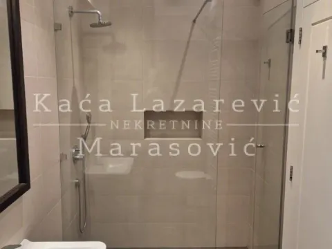 Rent, four bedroom apartment, 98m², Skadarlija, Beograd - image 10