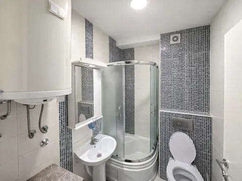 Prodaja, jednosoban stan, 38m², Lazi, Budva - image 8