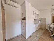 Rent, one bedroom apartment, 42m², Rafailovići, Budva - image 9