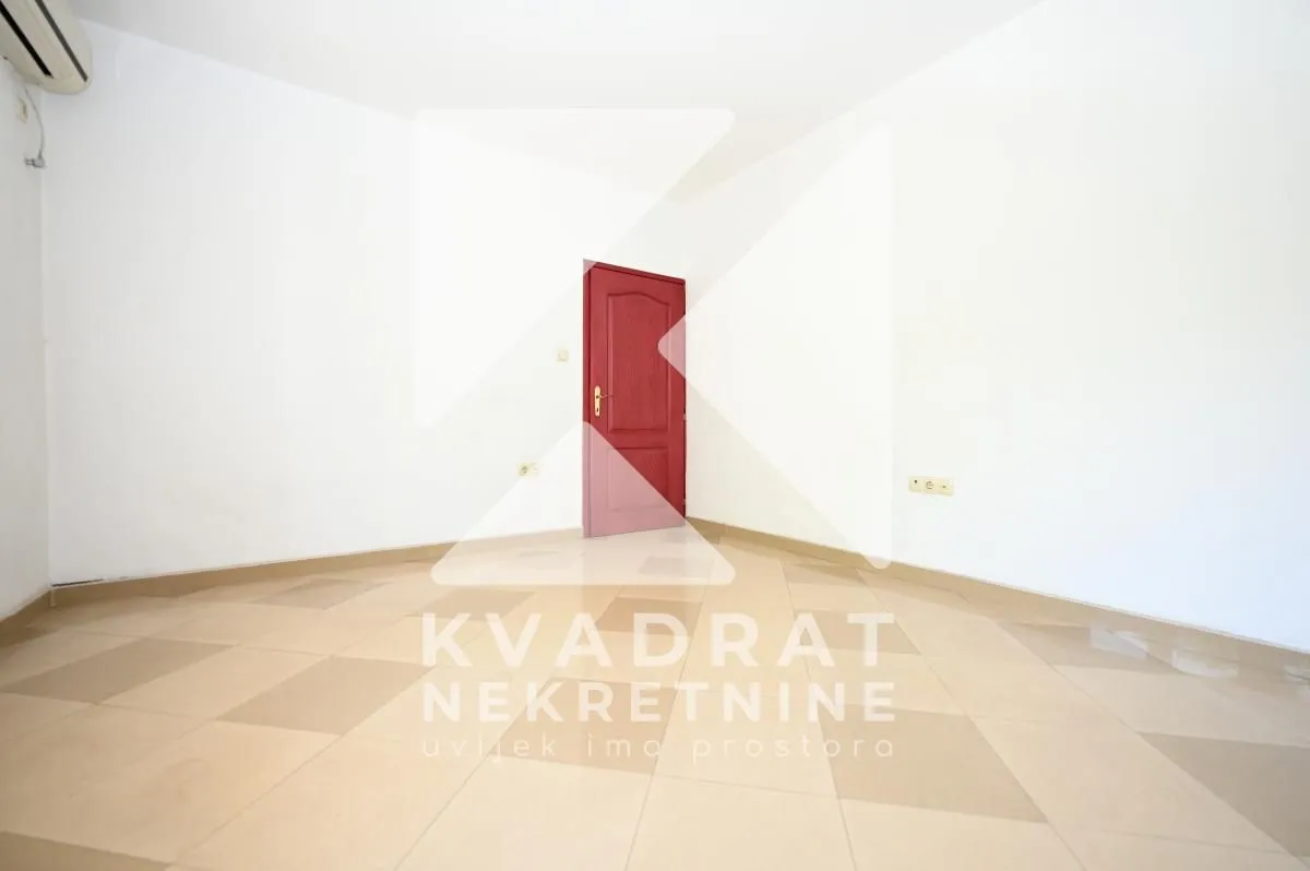 Rent, office space, 75m², Gintaš, Podgorica