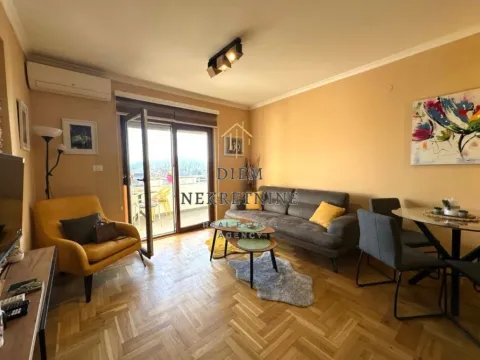 Izdavanje, dvosoban stan, 65m², City Kvart, Podgorica - image 3