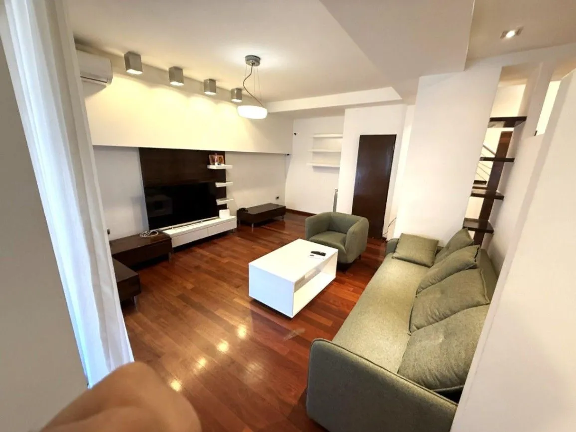 Izdavanje, dvosoban stan, 95m², Preko Morače, Podgorica