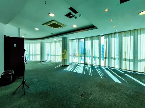 Izdavanje, poslovni prostor, 450m², Preko Morače, Podgorica - image 8