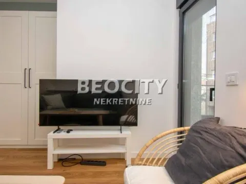 Izdavanje, jednosoban stan, 30m², Lion, Zvezdara Sve Podlokacije - image 8