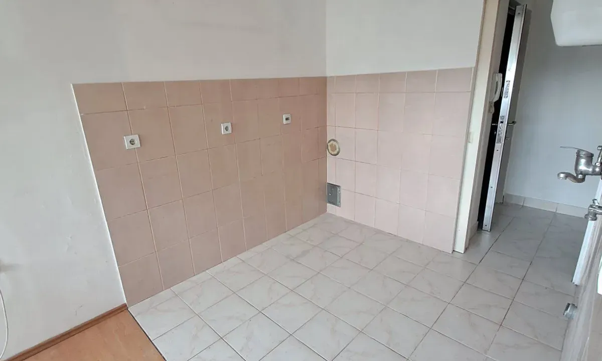 Prodaja, jednosoban stan, 47m², Gintaš, Podgorica
