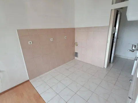 Prodaja, jednosoban stan, 47m², Gintaš, Podgorica - image 1