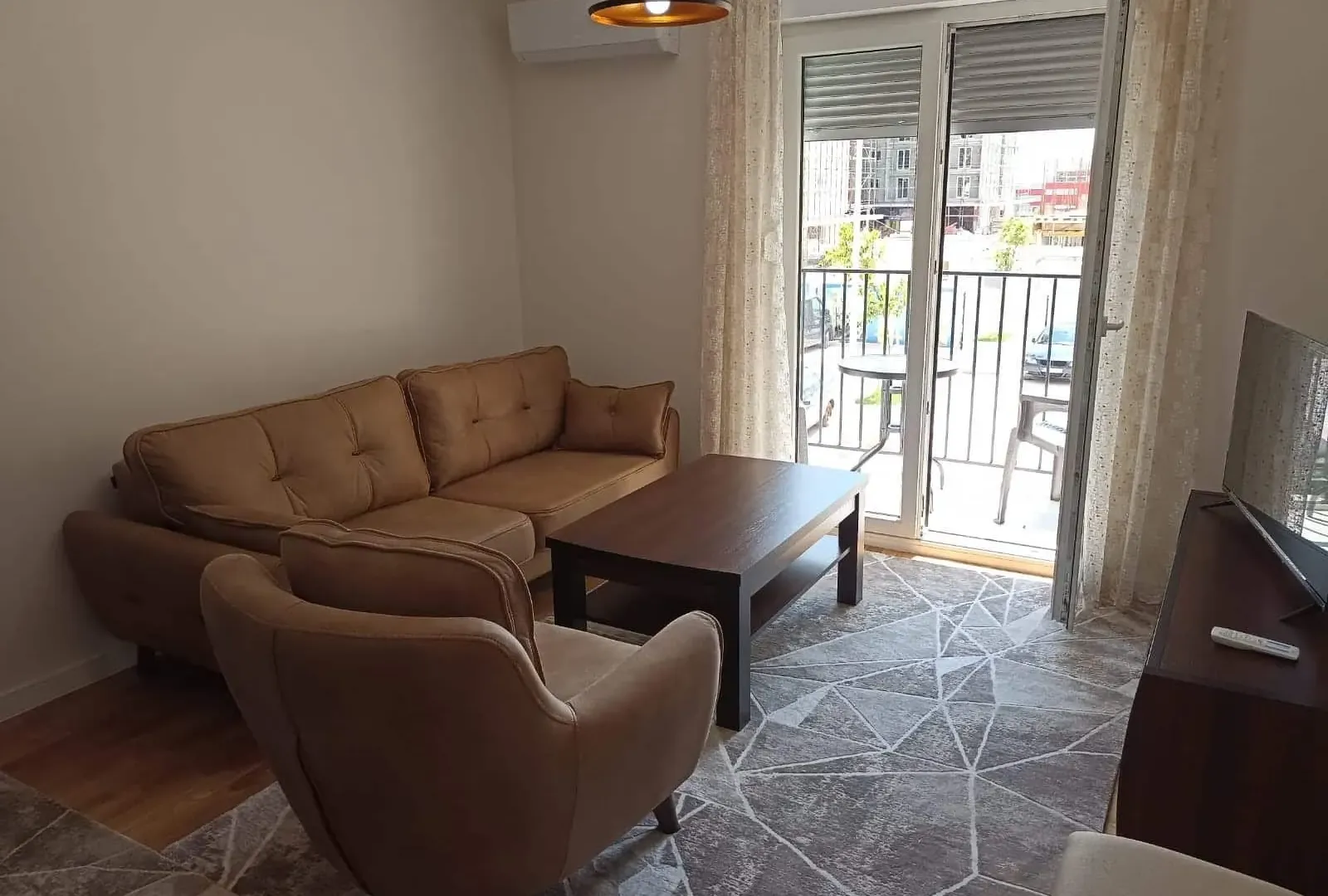 Rent, one bedroom apartment, 42m², Pobrežje, Podgorica