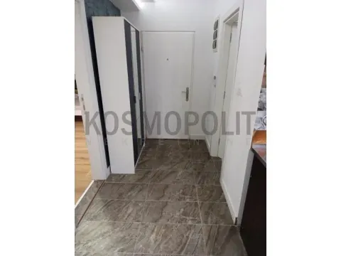 Prodaja, trosoban stan, 49m², Barajevo (mesto), Barajevo - image 3