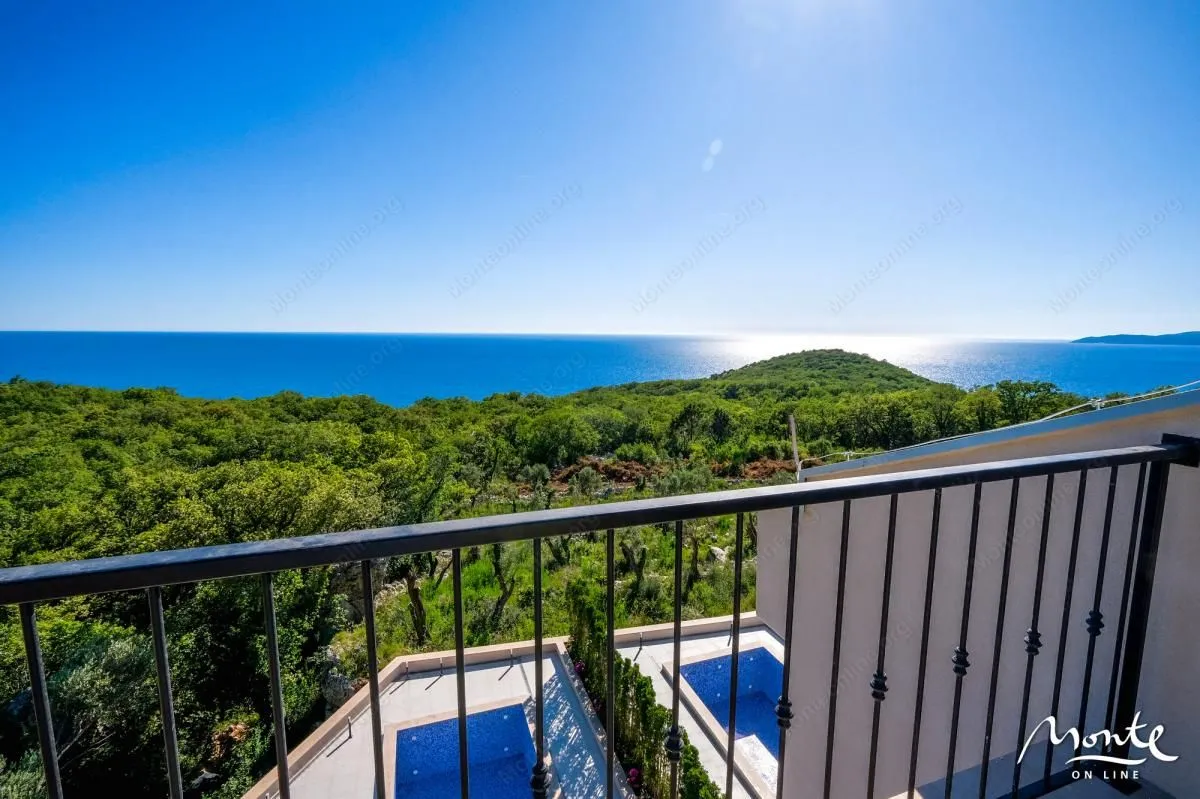 Sale, house, 220m², Reževići, Budva