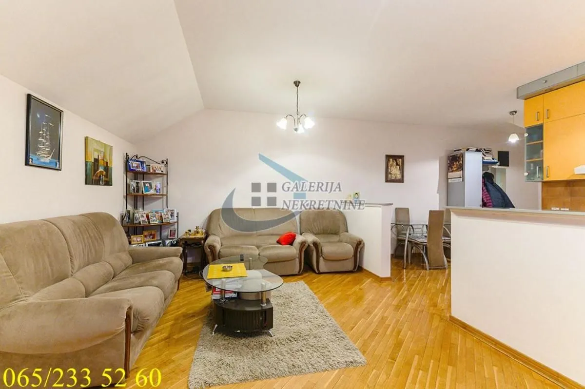 Prodaja, četvorosoban stan, 95m², Brace Jerković, Voždovac Sve Podlokacije