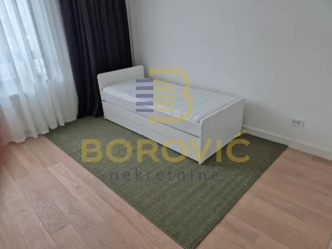 Izdavanje, četvorosoban stan, 115m², Savski Venac, Beograd - image 11