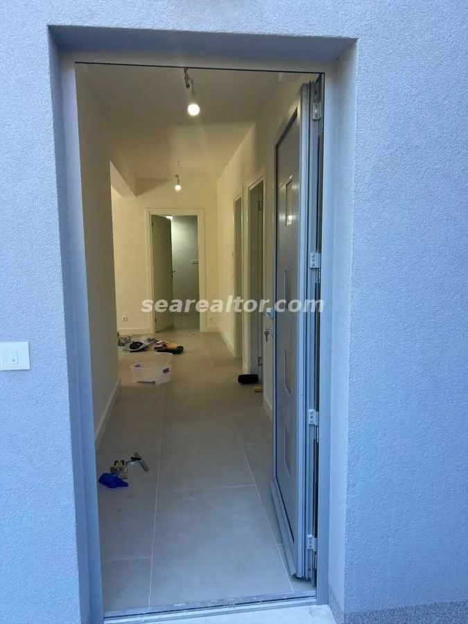 Prodaja, dvosoban stan, 80m², Radovići, Tivat