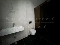 Prodaja, četvorosoban stan, 121m², Vračar Hram, Vračar Sve Podlokacije - image 9