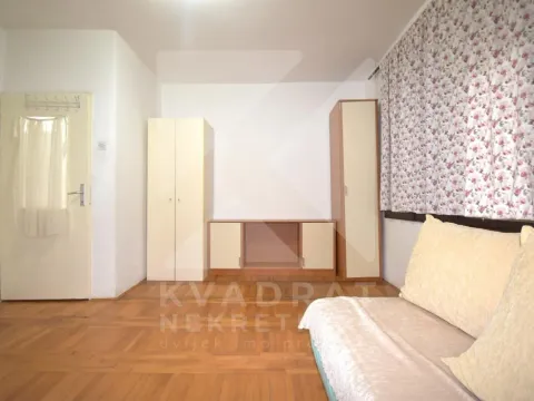 Rent, two bedroom apartment, 80m², Stari Aerodrom, Podgorica - image 8