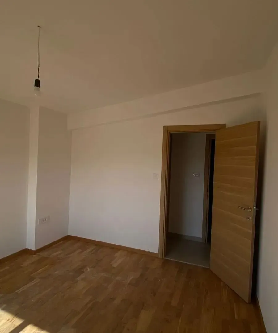 Prodaja, dvosoban stan, 84m², Zagorič, Podgorica