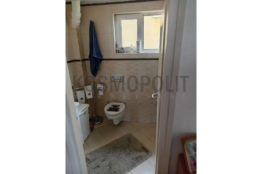 Sale, two bedroom apartment, 61m², Slavujev Venac, Zvezdara Sve Podlokacije