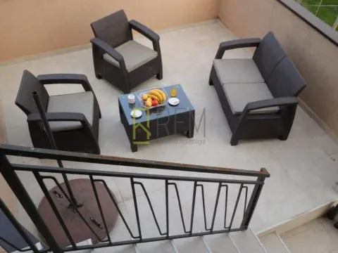 Izdavanje, kuća, 250m², Tološi, Podgorica - image 3