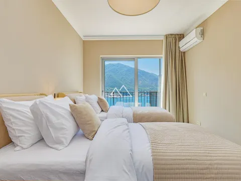 Prodaja, trosoban stan, 158m², Dobrota, Kotor - image 14