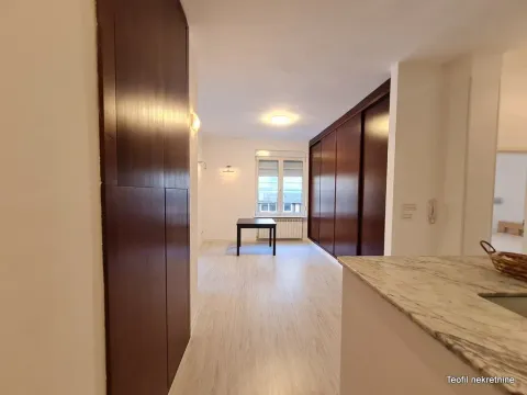 Izdavanje, dvosoban stan, 64m², Slavija, Vračar Sve Podlokacije - image 5