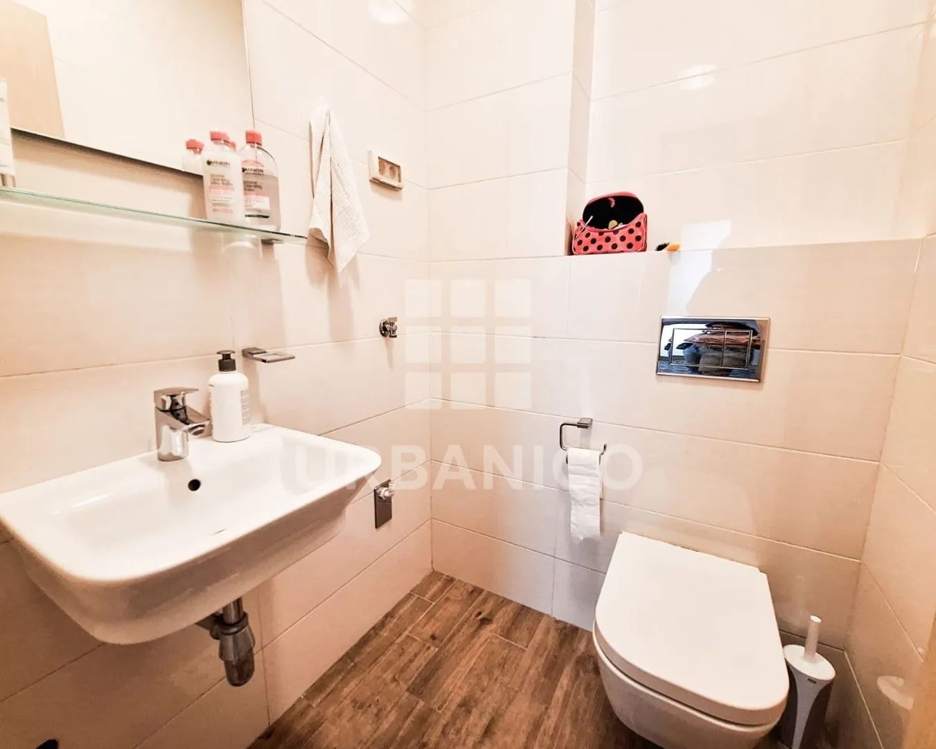 Izdavanje, dvosoban stan, 72m², City Kvart, Podgorica