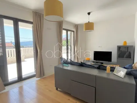 Prodaja, stan, 115m², Tivat, Crna Gora - image 2