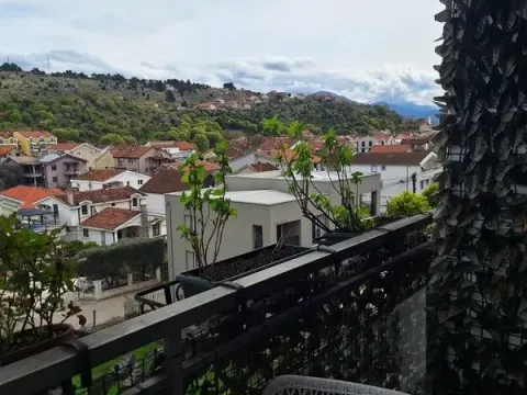 Stan in Nova Dalmatinska