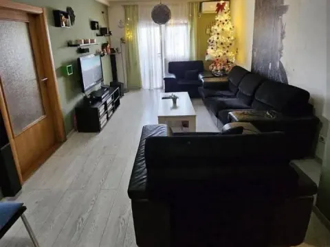 Prodaja, dvosoban stan, 70m², Stari Aerodrom, Podgorica - image 4