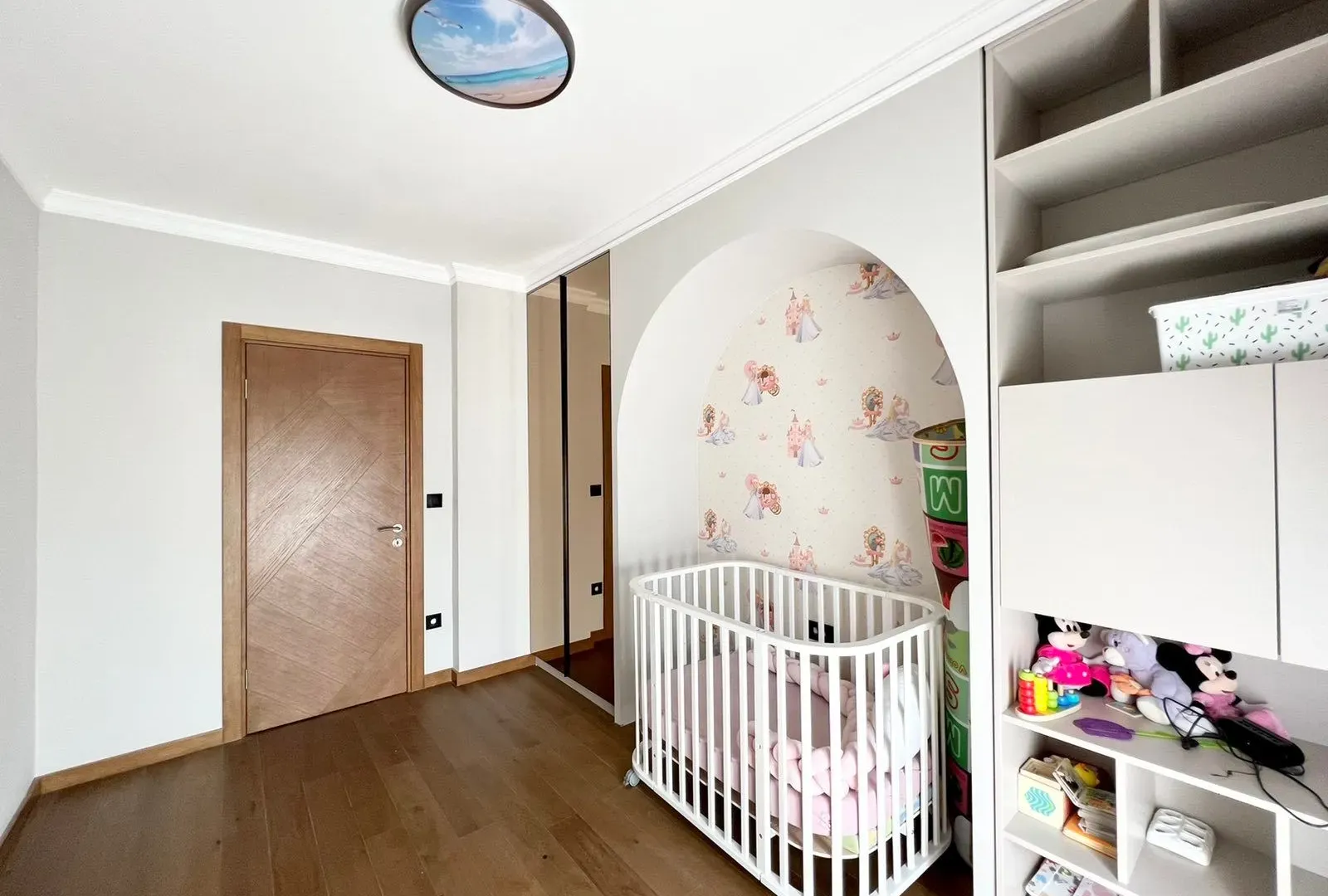 Izdavanje, dvosoban stan, 70m², Ljubović, Podgorica