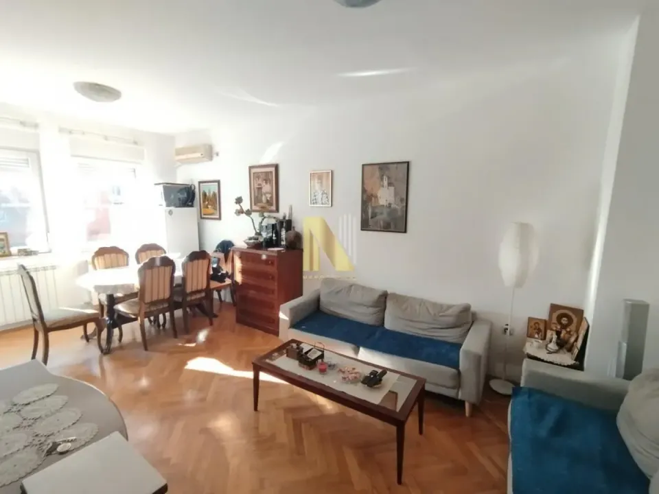 Prodaja, trosoban stan, 77m², Liman 1, Novi Sad Sve Podlokacije