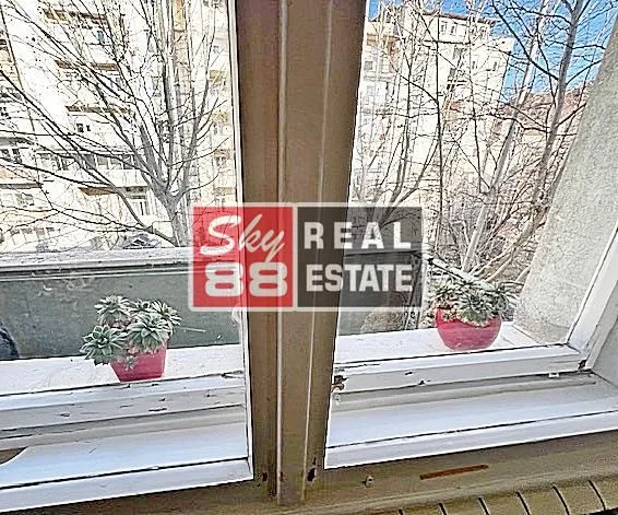 Prodaja, dvosoban stan, 68m², Kalenić Pijaca, Vračar Sve Podlokacije