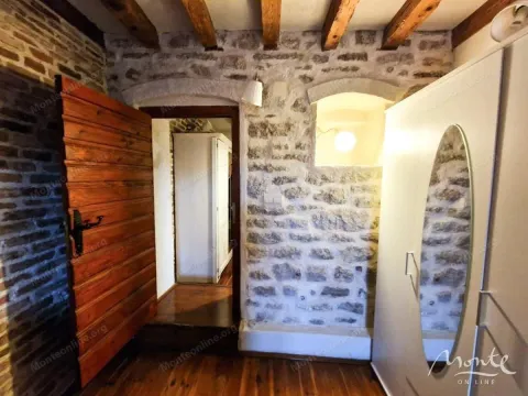 Prodaja, trosoban stan, 106m², Stari Grad, Herceg Novi - image 14