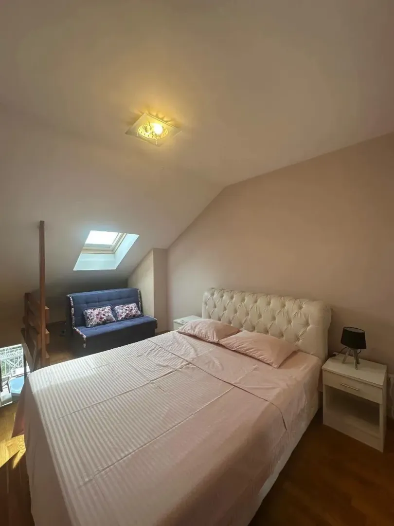 Rent, one bedroom apartment, 50m², Centar, Tivat