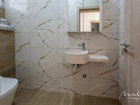 Sale, two bedroom apartment, 66m², Đenovići, Herceg Novi - image 5