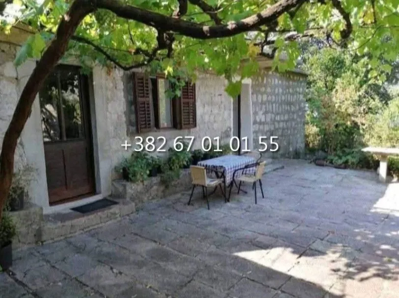 Prodaja, kuća, 90m², Risan, Kotor
