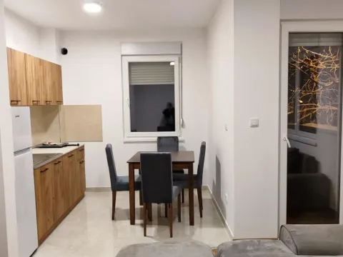 Izdavanje, jednosoban stan, 43m², Mali Mokri Lug, Zvezdara Sve Podlokacije - image 3