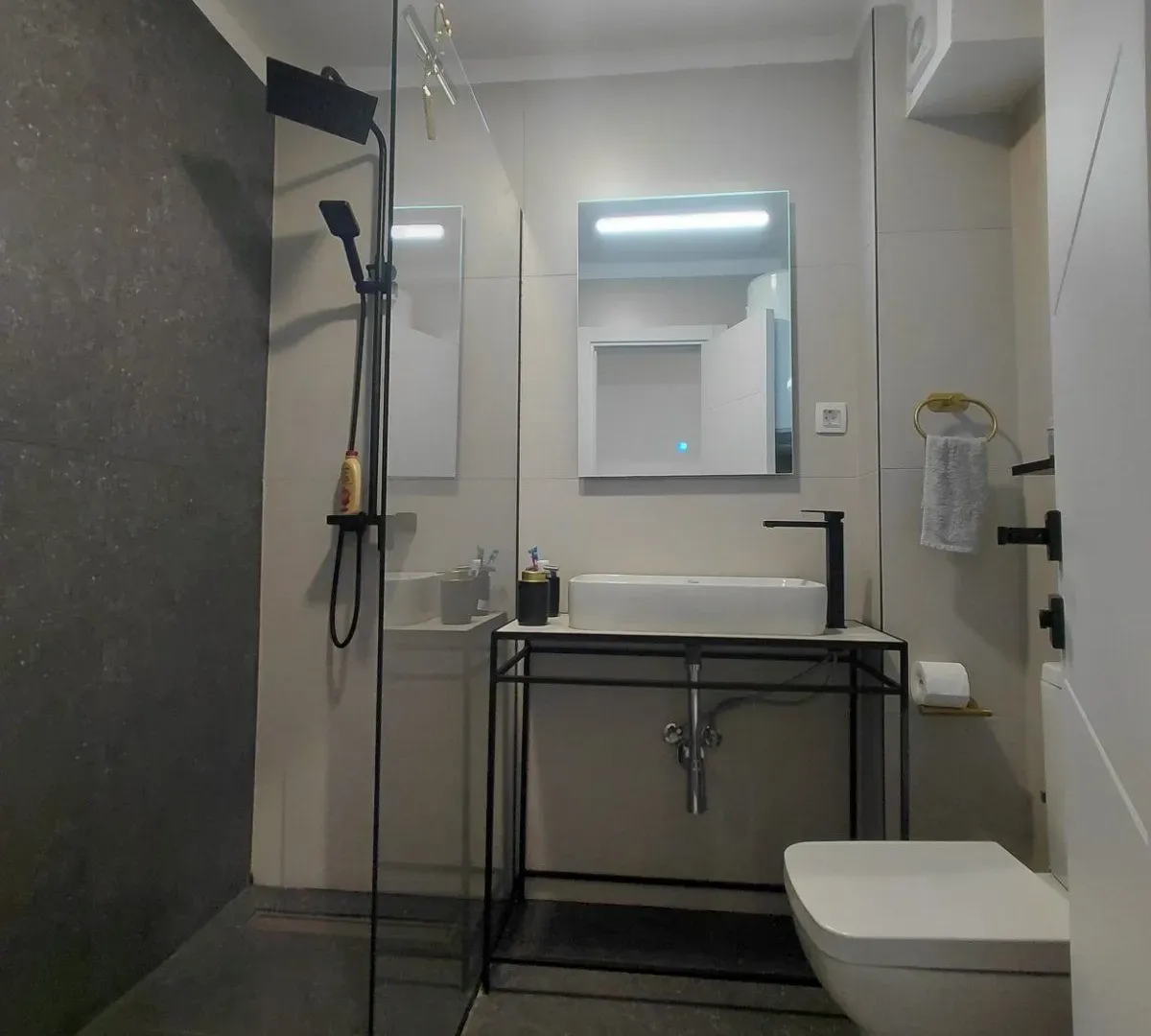Prodaja, dvosoban stan, 67m², Vezirov Most, Podgorica