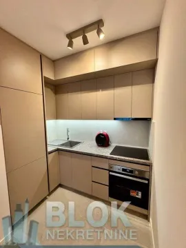 Rent, one bedroom apartment, 50m², Central Point, Podgorica - image 7