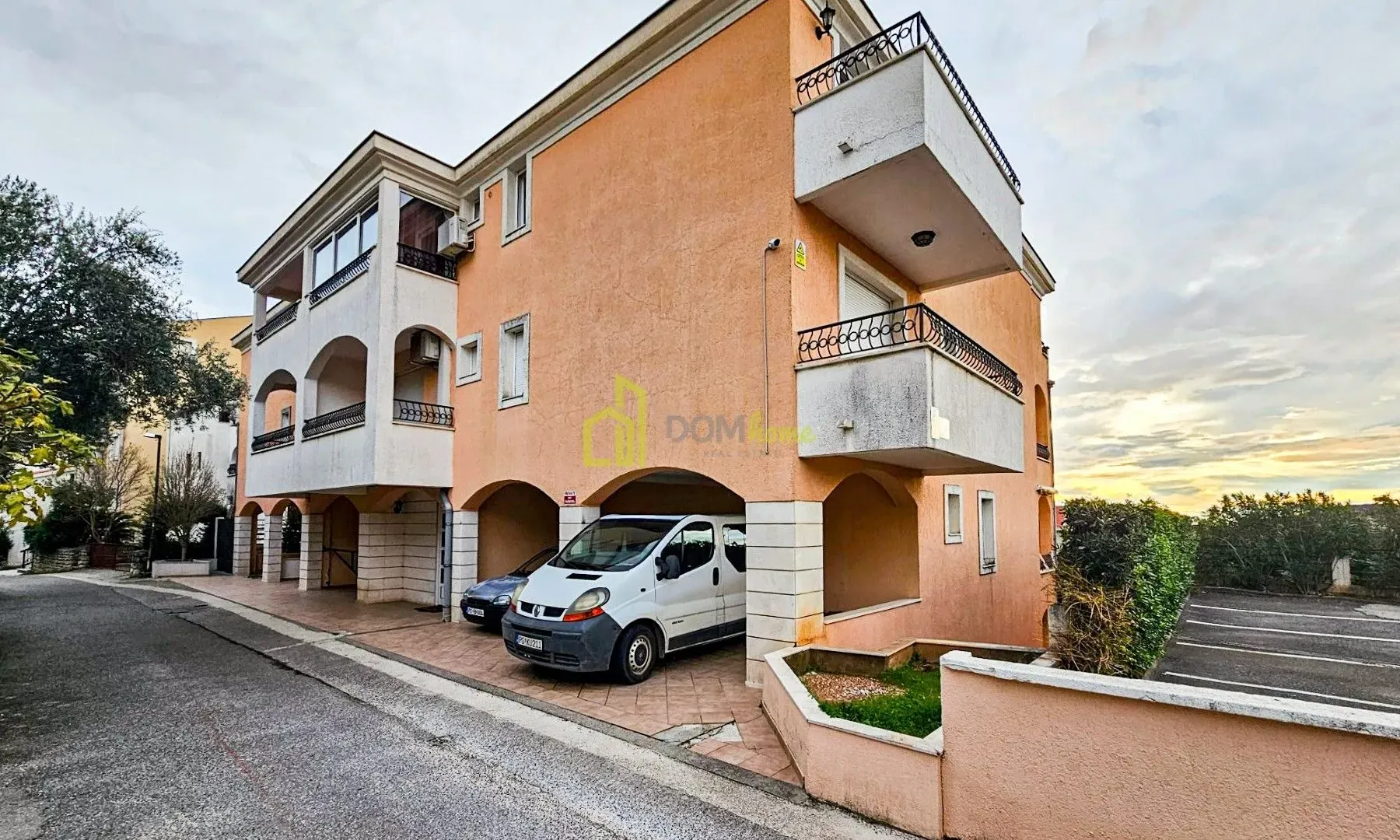 Sale, studio apartment, 31m², Pržno, Budva