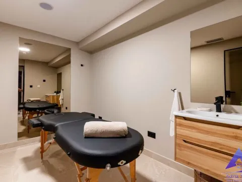 Rent, office space, 350m², Pržno, Budva - image 19