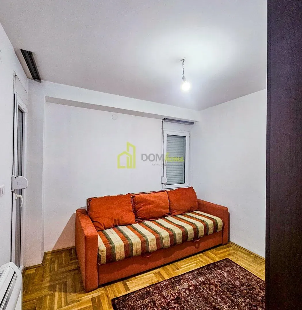 Izdavanje, trosoban stan, 92m², Krivi Most, Podgorica