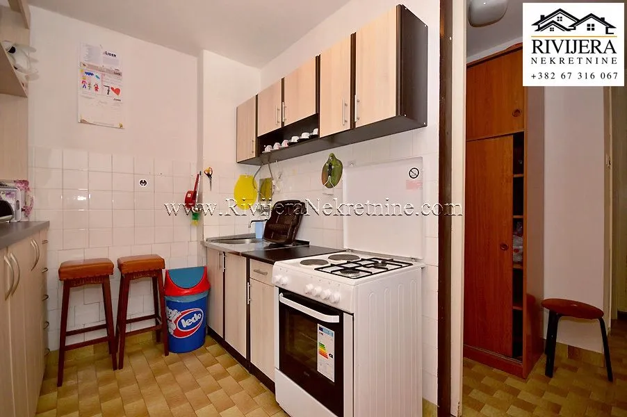 Prodaja, jednosoban stan, 64m², Igalo, Herceg Novi