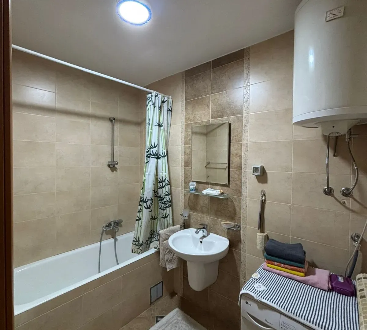 Rent, two bedroom apartment, 70m², Stari Aerodrom, Podgorica