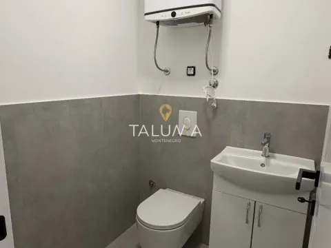 Rent, office space, 95m², City Kvart, Podgorica - image 7