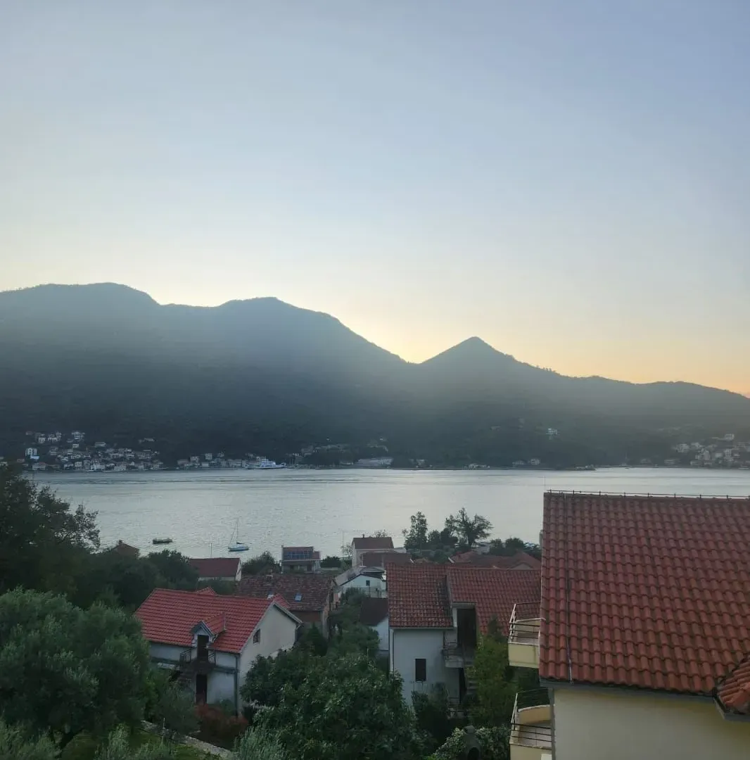 Sale, two bedroom apartment, 58m², Kamenari, Herceg Novi