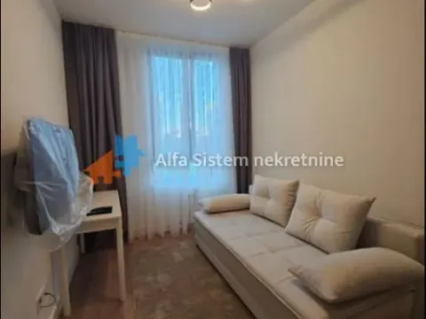 Izdavanje, trosoban stan, 73m², Savski Venac, Beograd - image 8