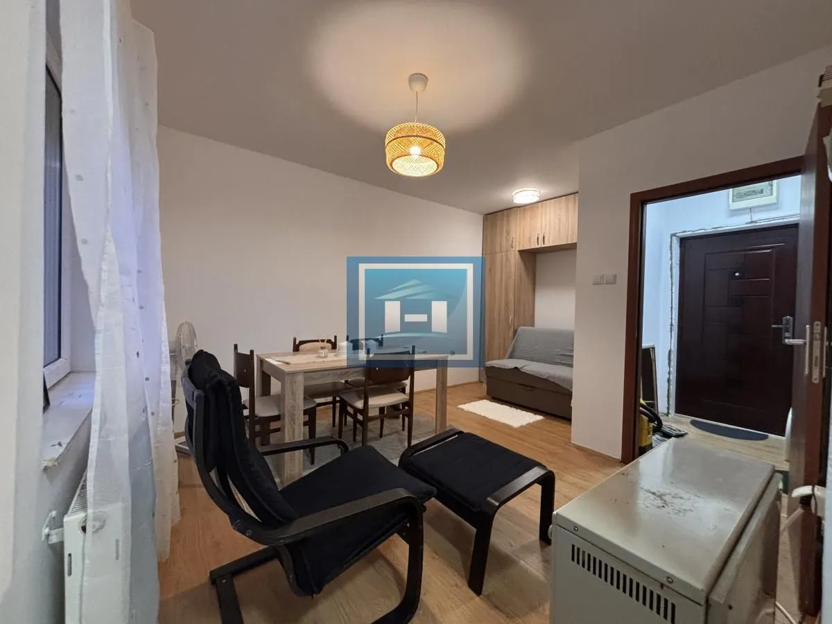 Izdavanje, garsonjera, 19m², Centar, Jagodina